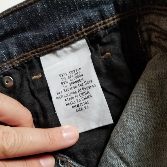 ☀️ STS Blue Dark Wash Denim Bermuda Shorts - Picture 5 of 6